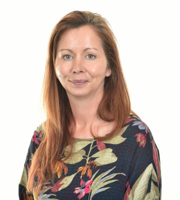 Gwen Hughes Headshot