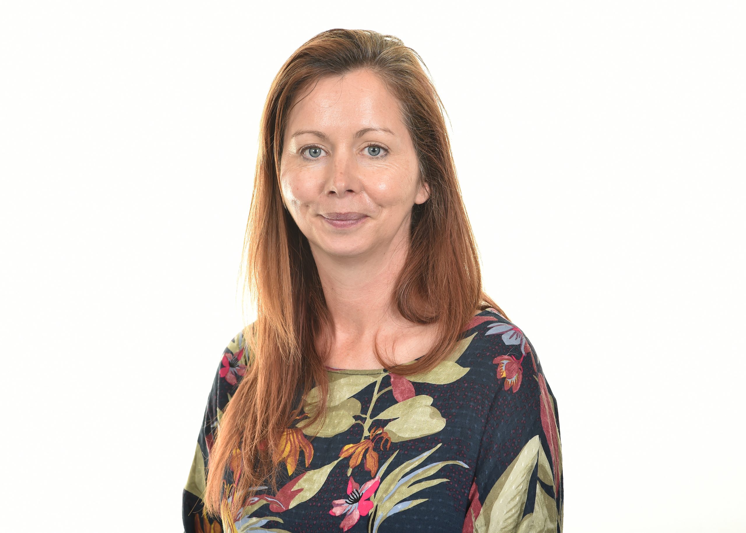 Gwen Hughes Headshot